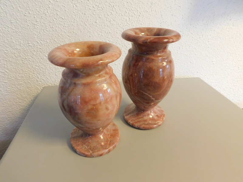 Steinskulpturen, Geschenke