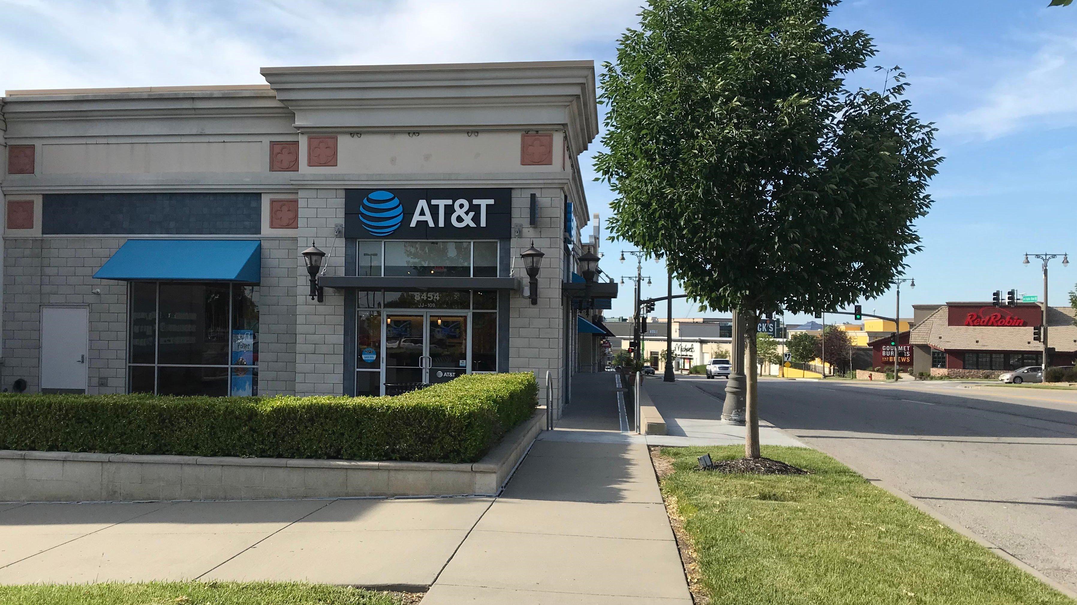 AT&T Store Photo