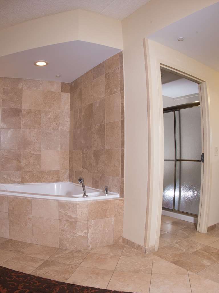 Hampton Inn & Suites Woodstock, VA Image