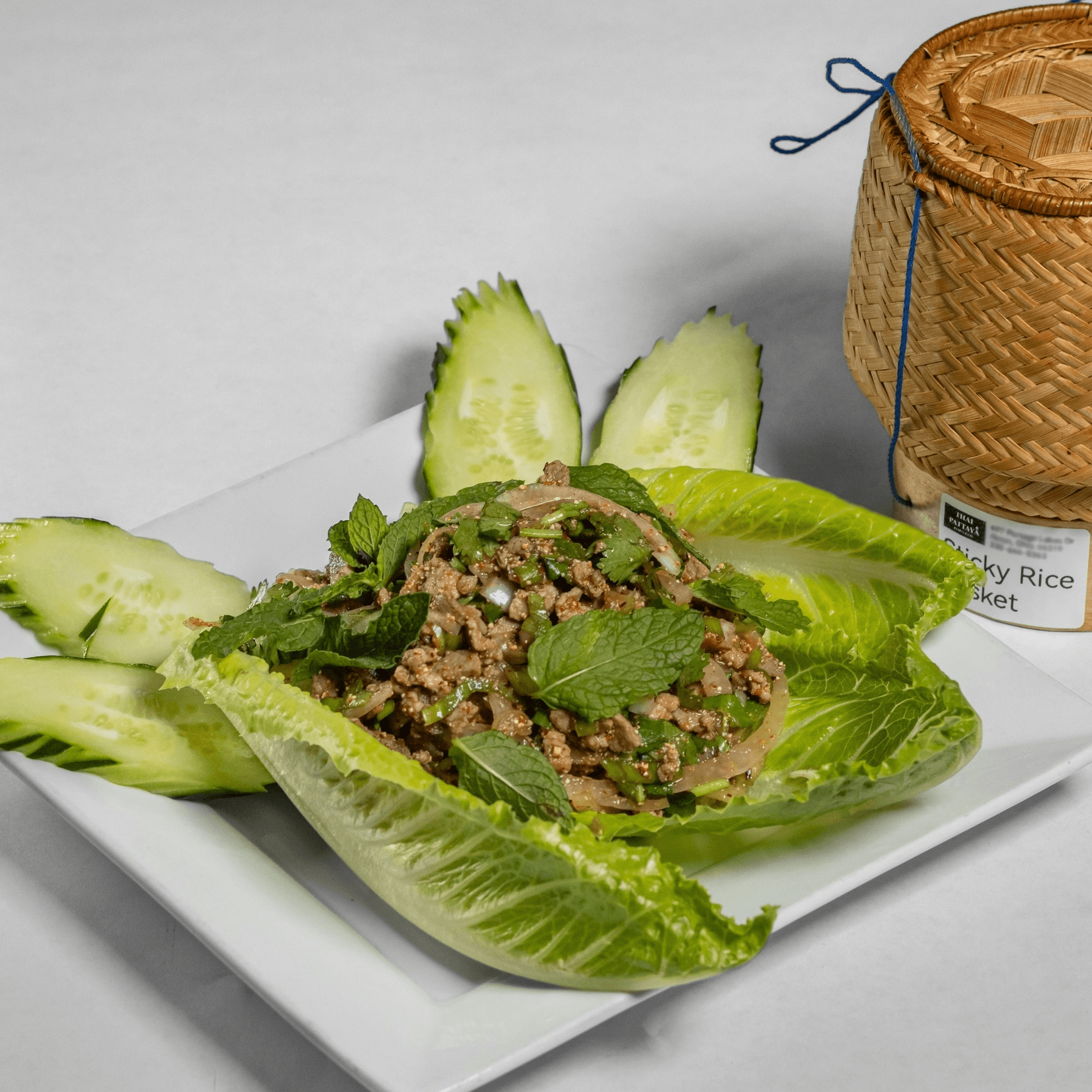 Larb Seen (Raw) With Tripe