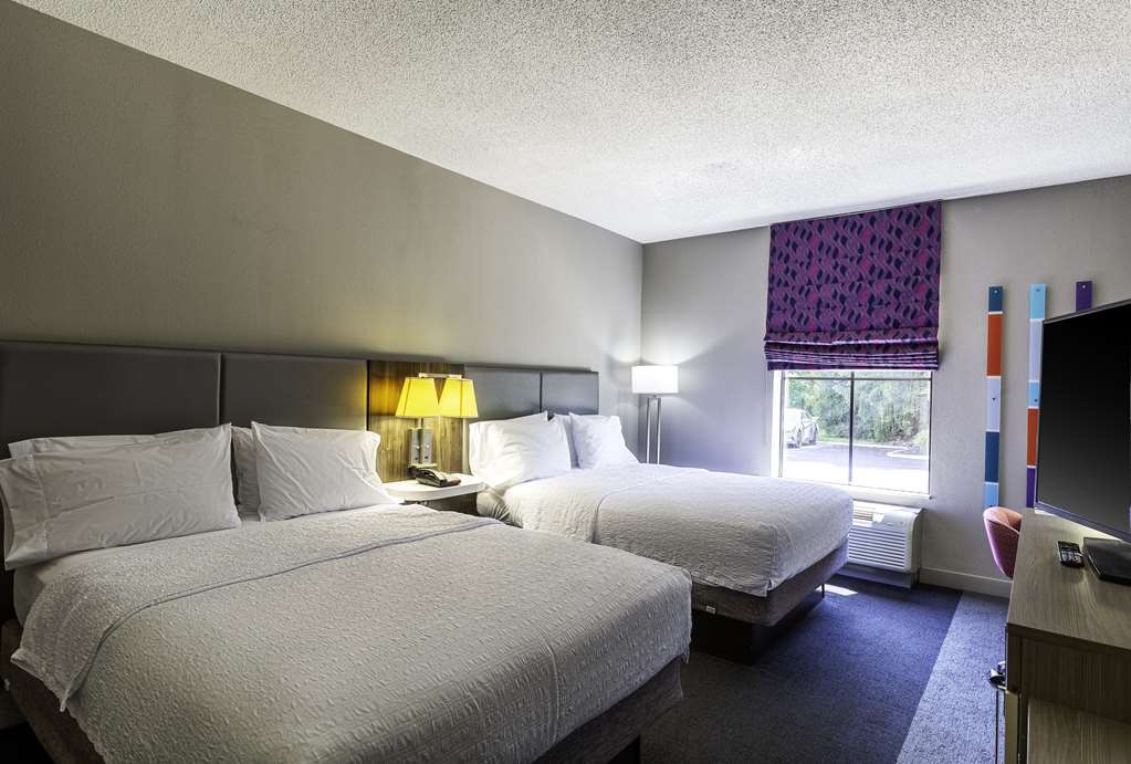 Hampton Inn East Windsor Image