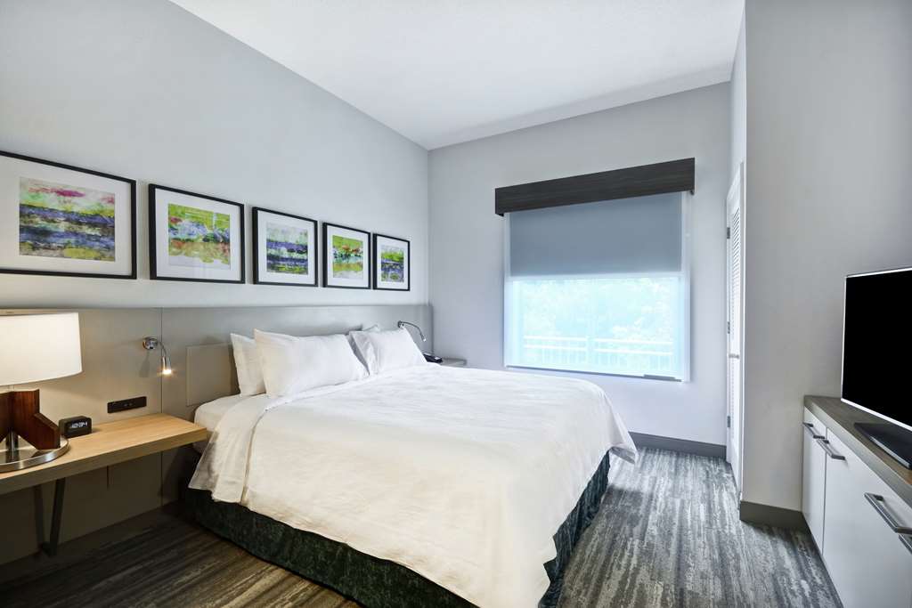 Hilton Garden Inn Panama City Image