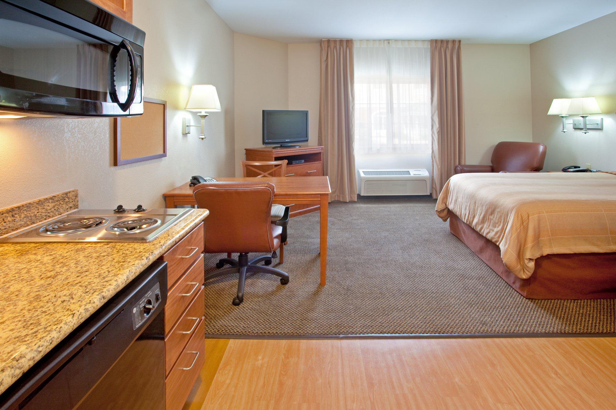 Candlewood Suites Merrillville Photo