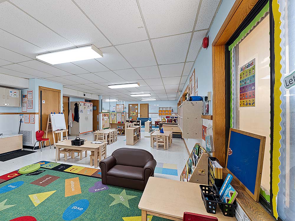 Skyrise School on East 21st Street Image