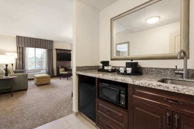 Images Hampton Inn & Suites San Bernardino