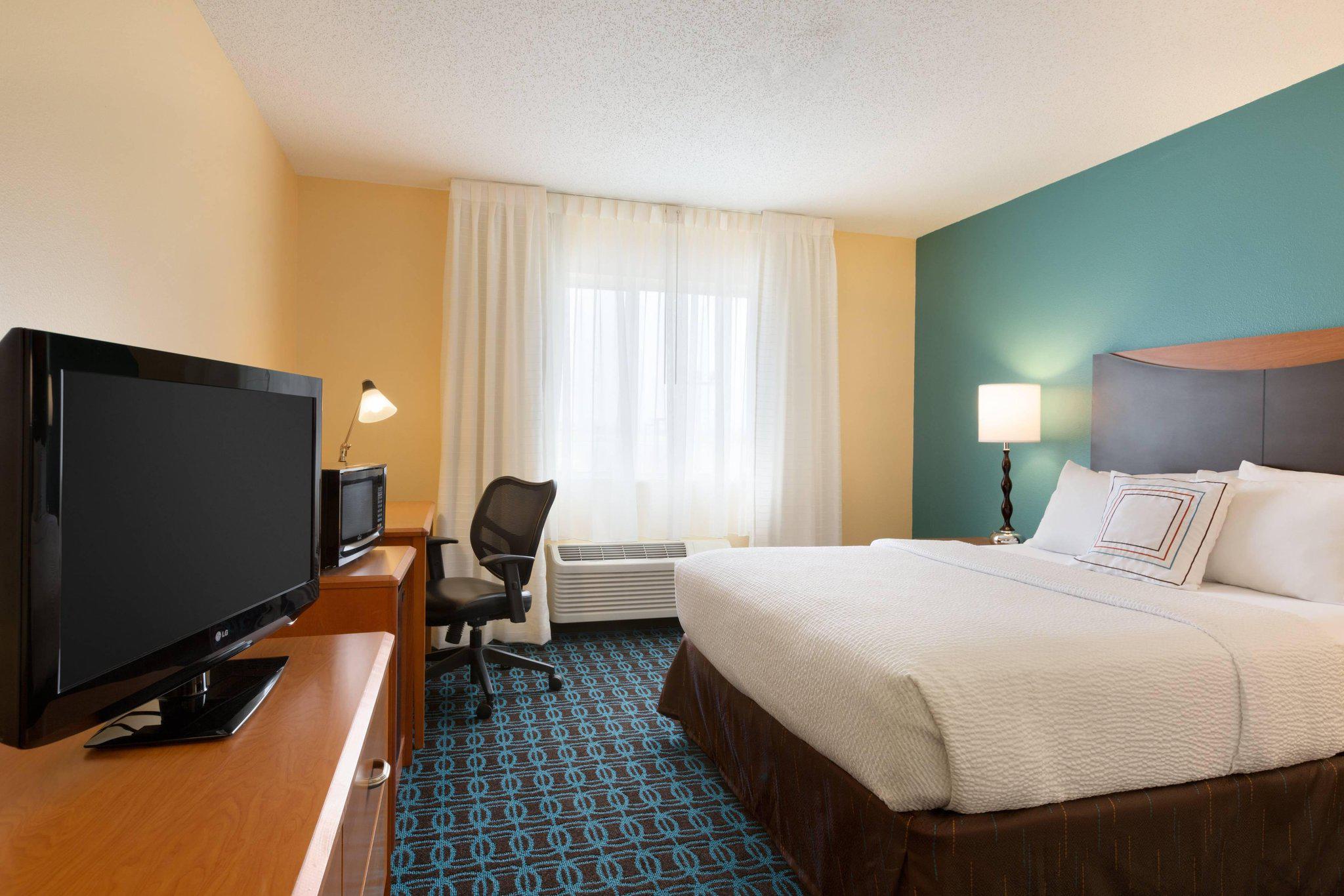 Fairfield Inn & Suites by Marriott Bismarck North Photo