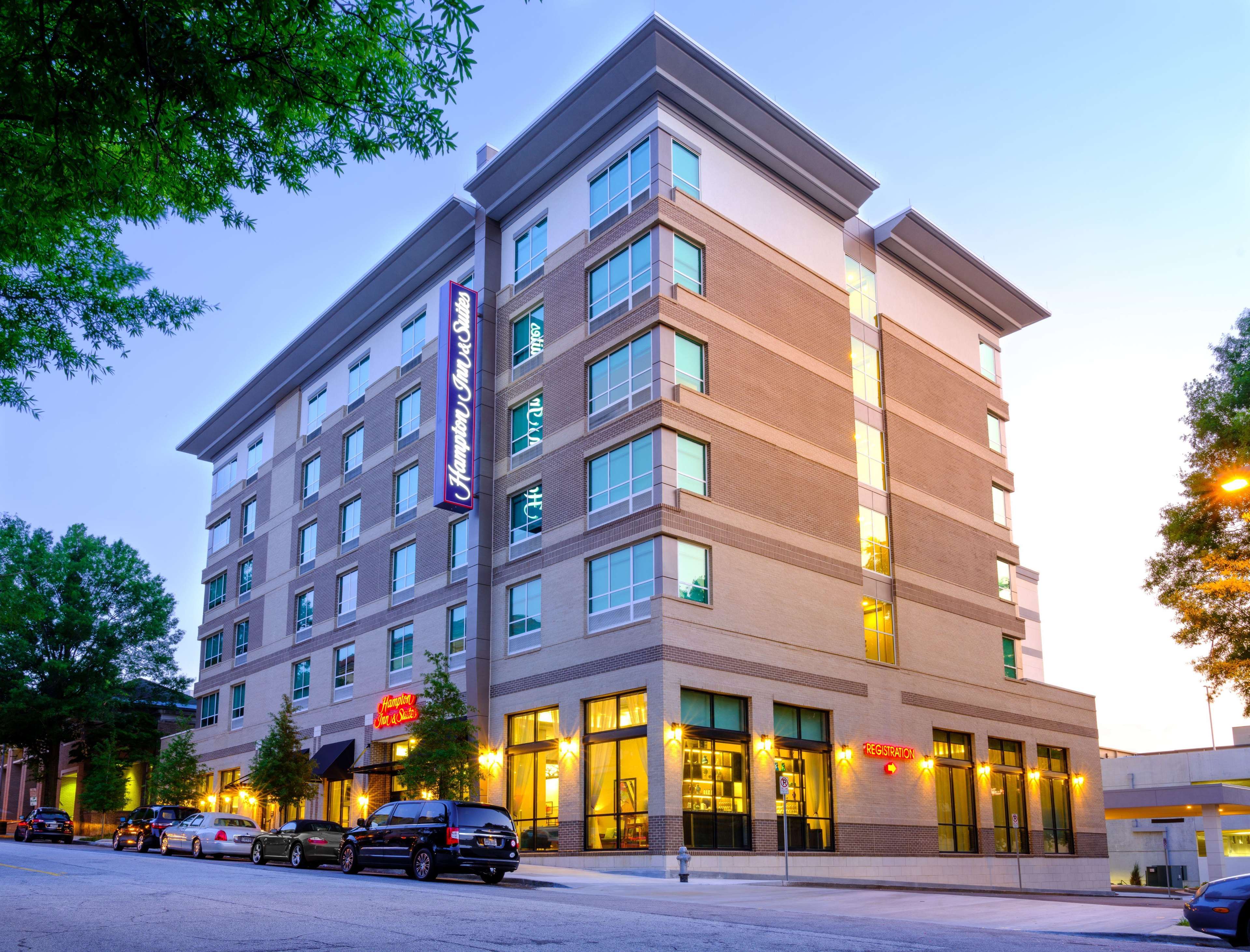 Hampton Inn & Suites Atlanta Decatur/Emory Photo