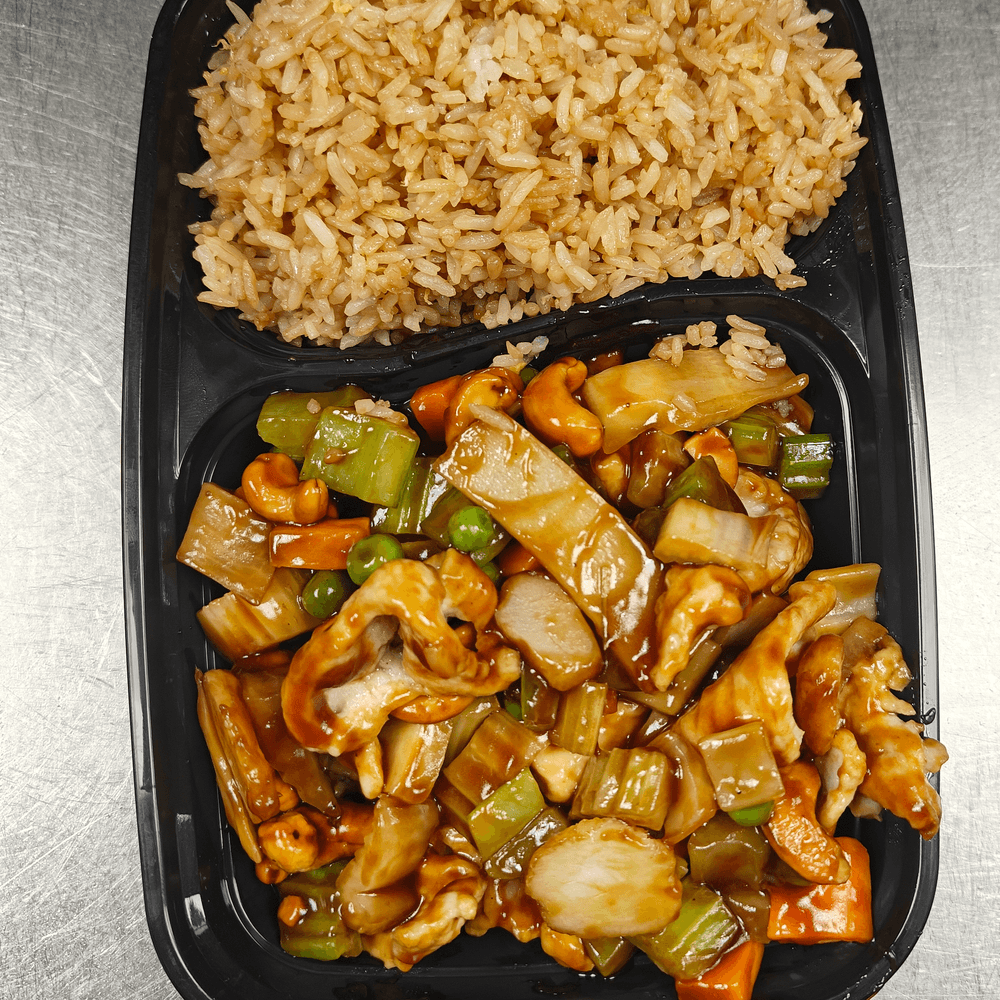 Chicken with Cashew Nuts