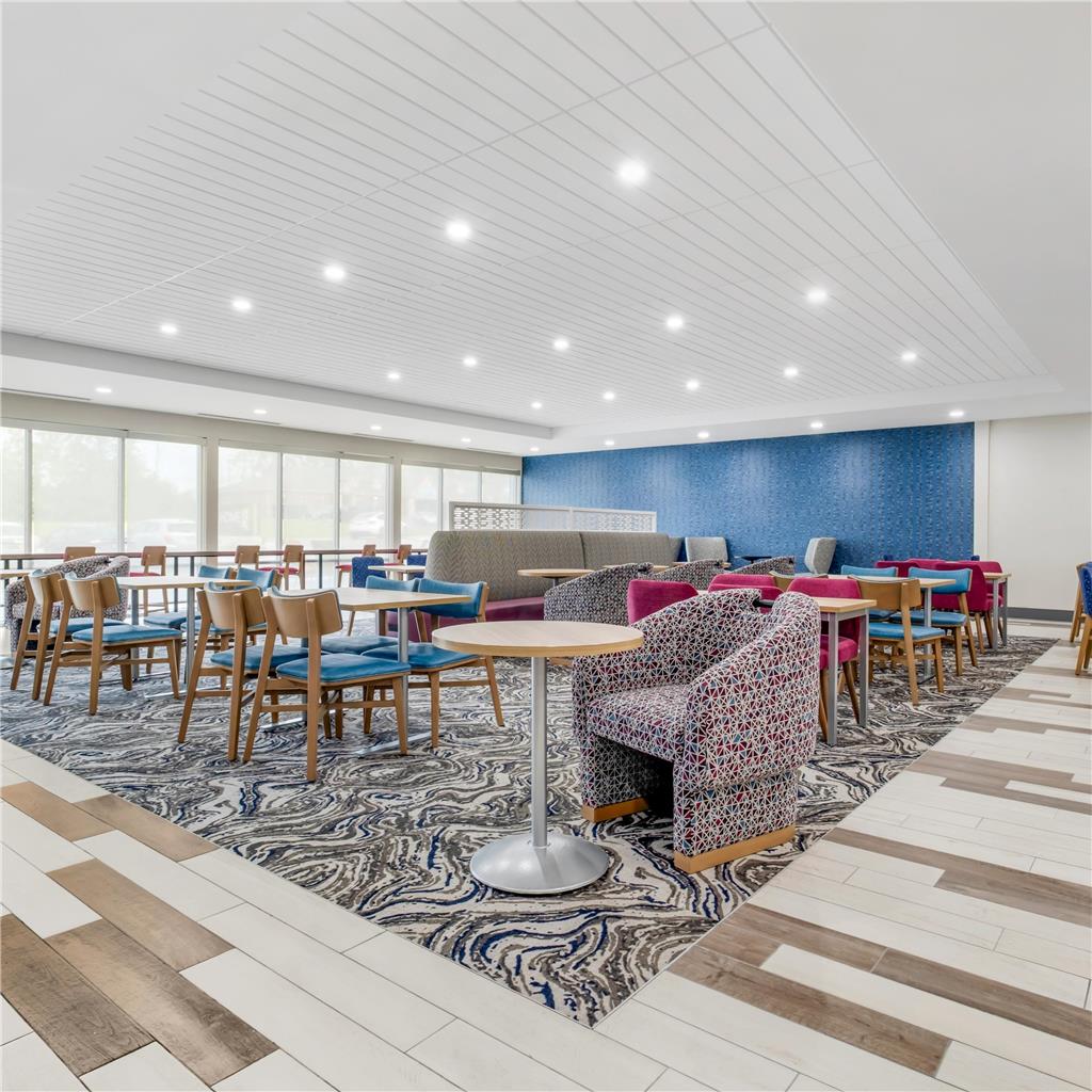 Home2 Suites by Hilton Richmond, KY Logo