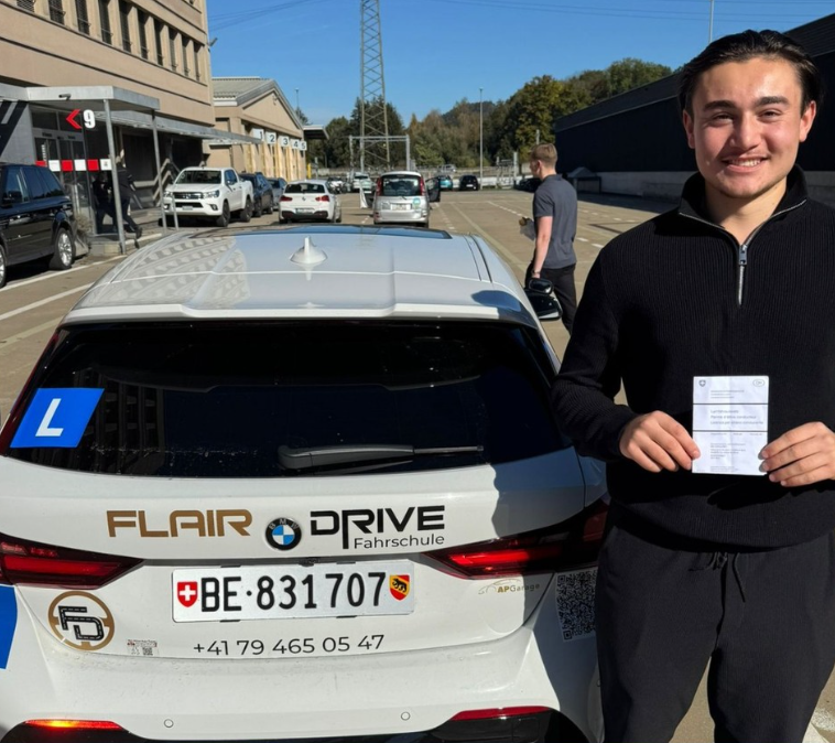 Wie viel kostet eine Fahrstunde bei FlairDrive?
