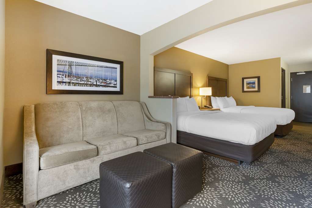 Best Western Columbia River Waterfront Hotel Astoria Image