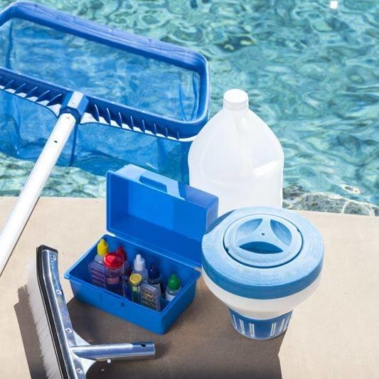 Royalty Pool &amp; Spa Services Logo