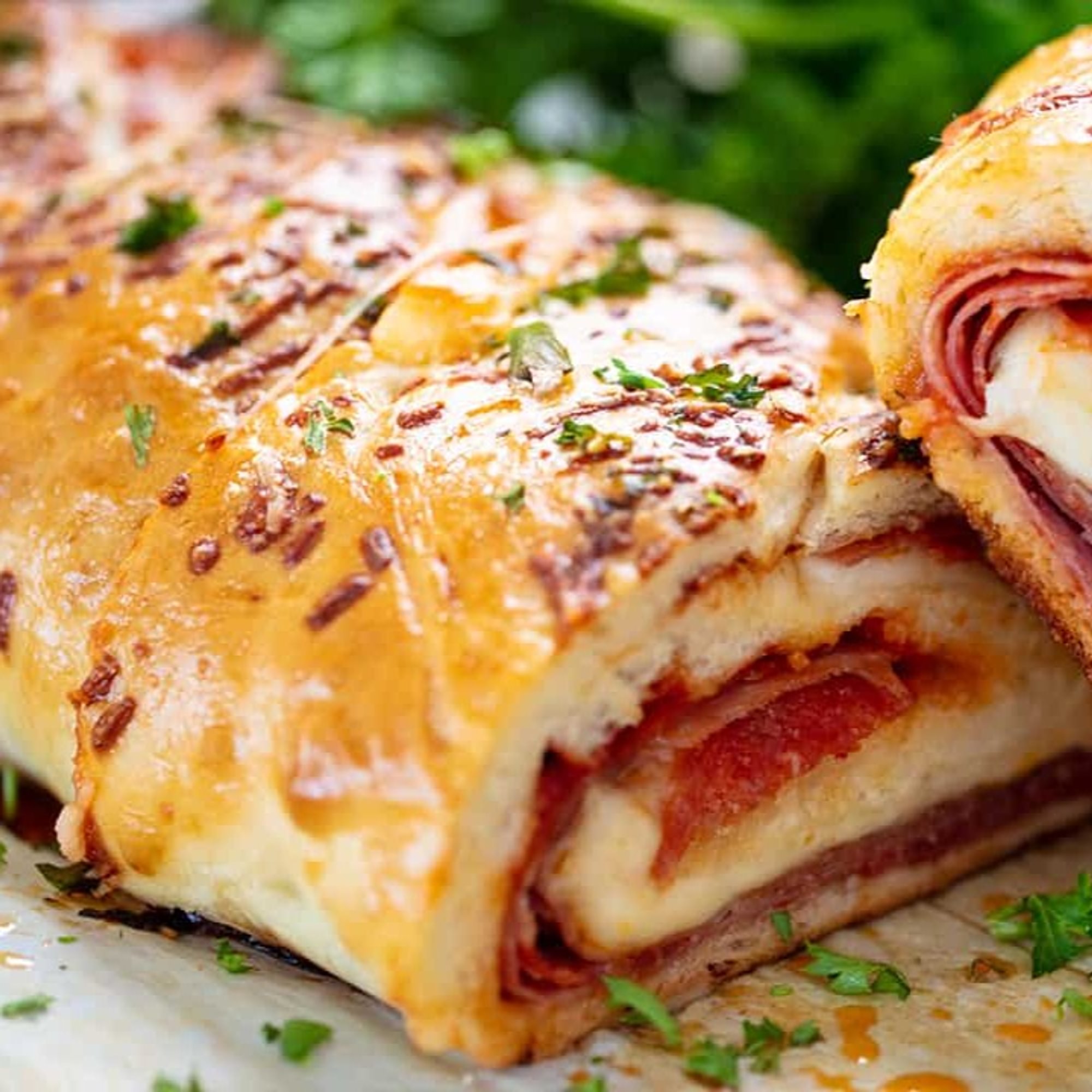 Build Your Own Stromboli (Large 16")