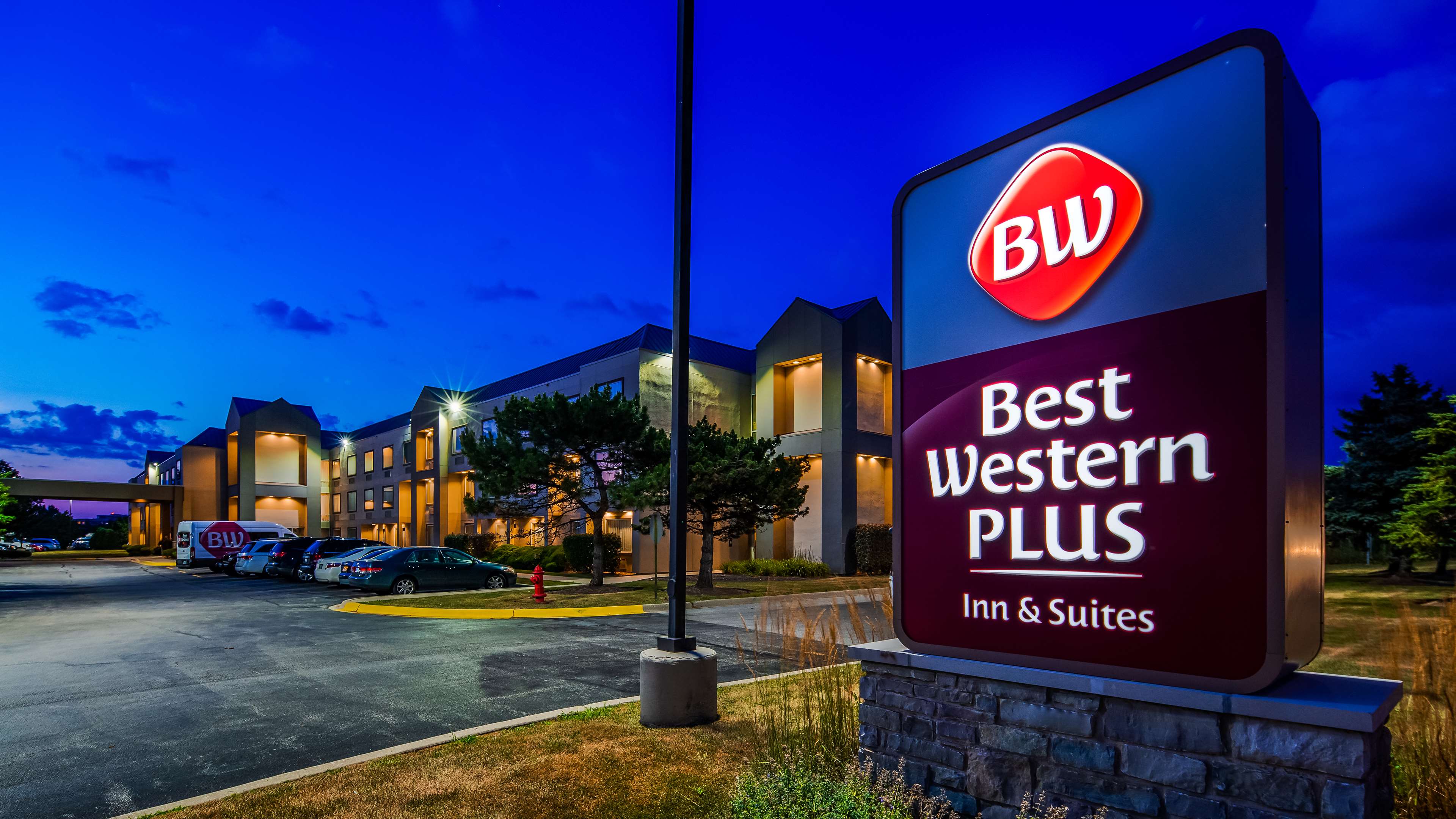 Best Western Plus Glenview-Chicagoland Inn & Suites Photo