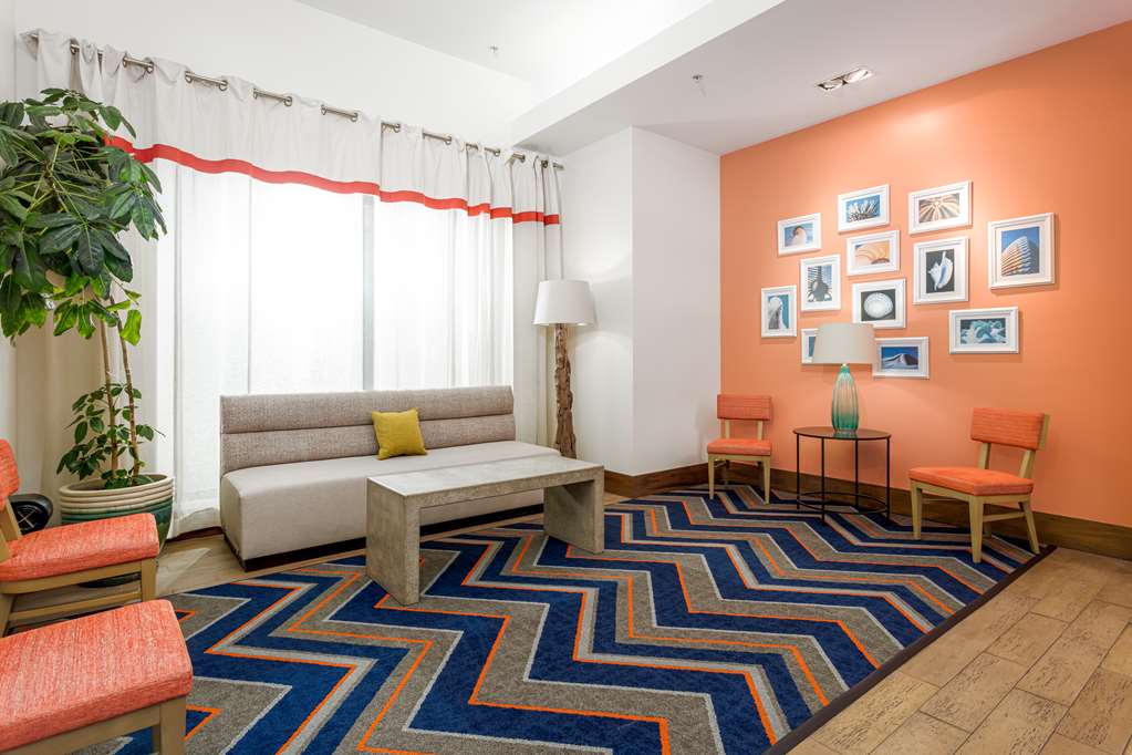 Hampton Inn & Suites Orange Beach/Gulf Front Image