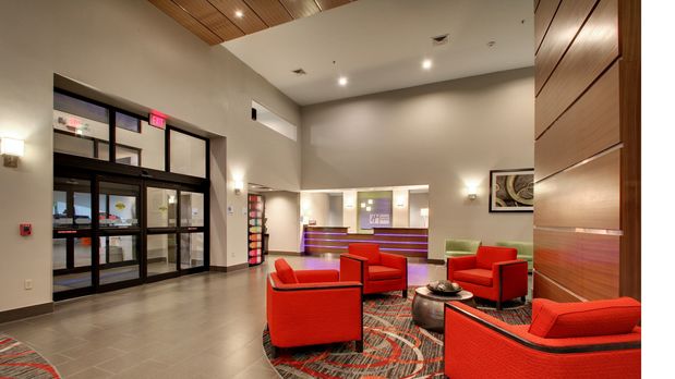 Images Holiday Inn Express & Suites Meridian
