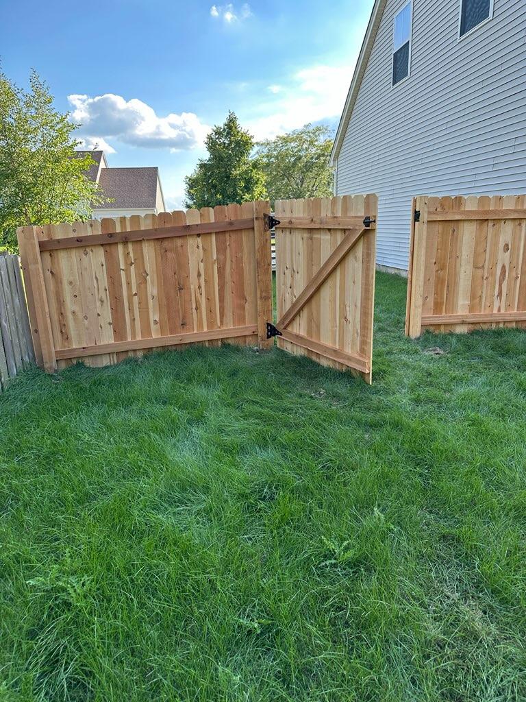 Top Rail Fence Naperville Image