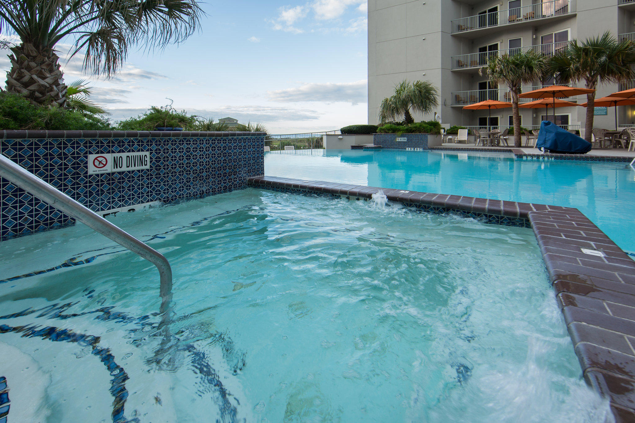 Holiday Inn Club Vacations Galveston Beach Resort Photo