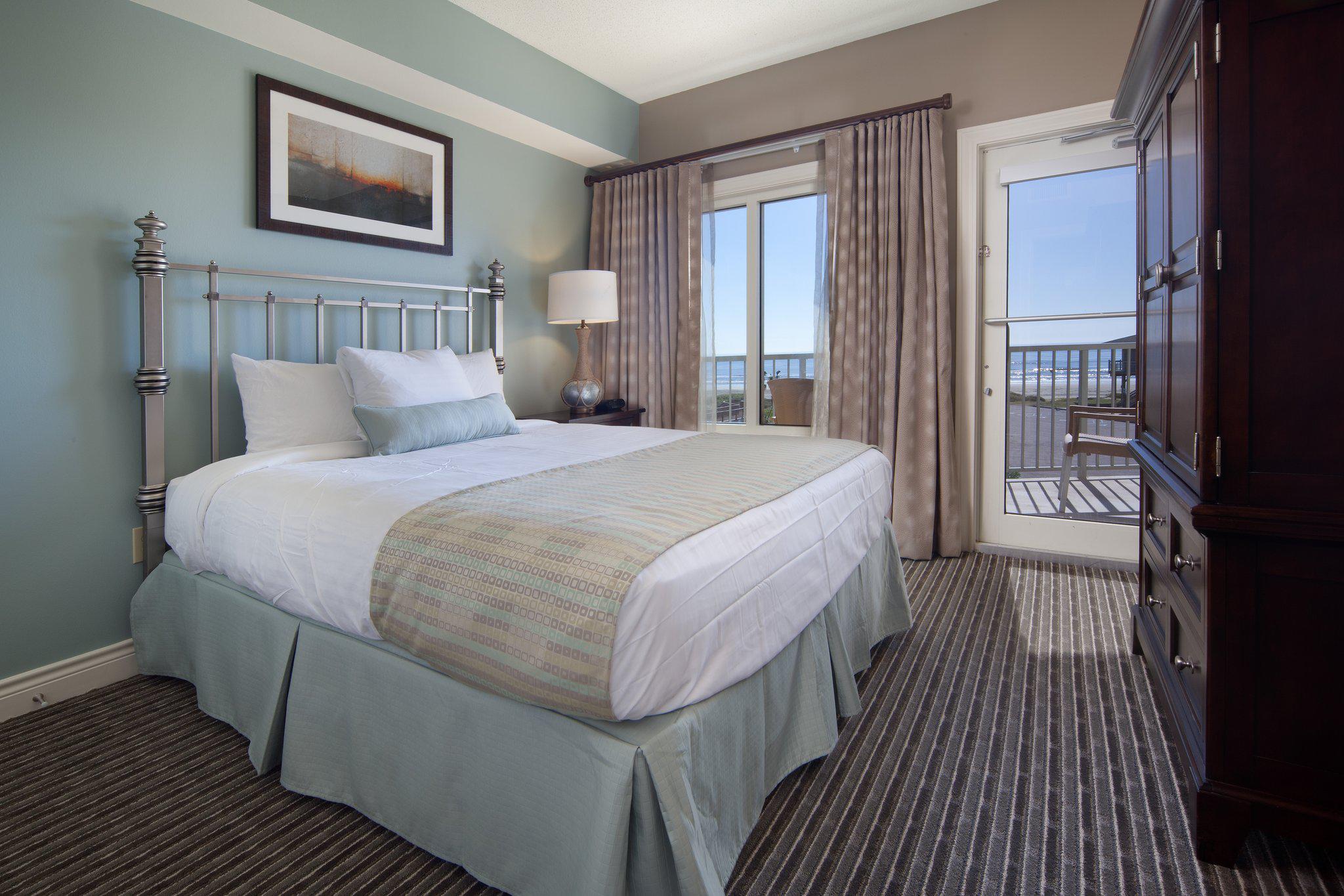 Holiday Inn Club Vacations Galveston Beach Resort Photo