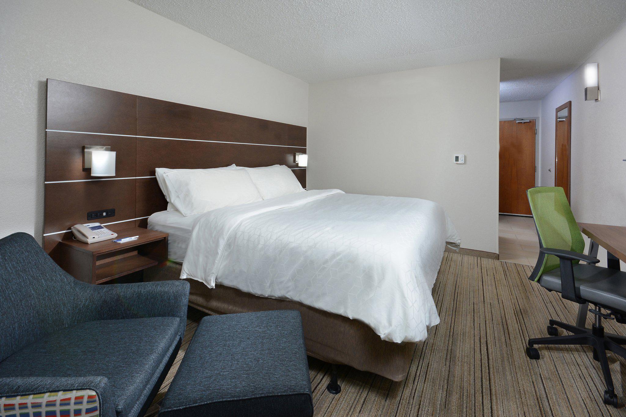 Holiday Inn Express Danville Photo