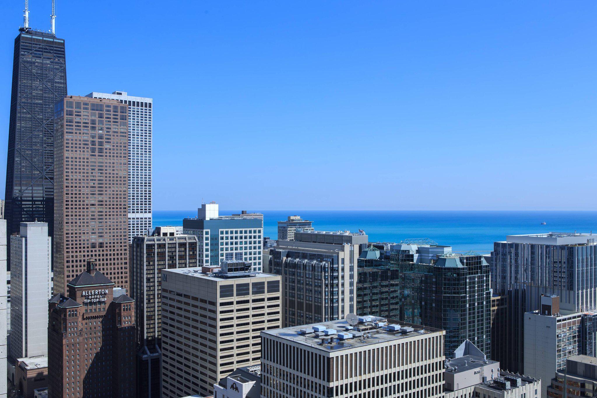 Chicago Marriott Downtown Magnificent Mile Photo