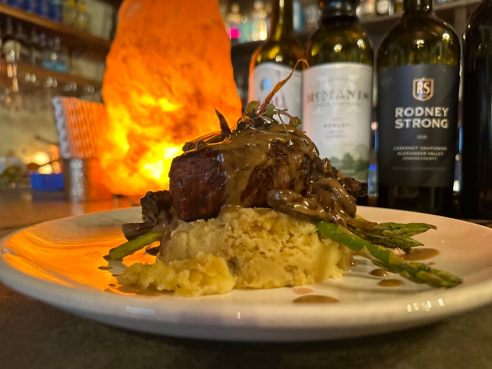 10 oz Filet Mignon with Green Peppercorn Mushroom Sauce