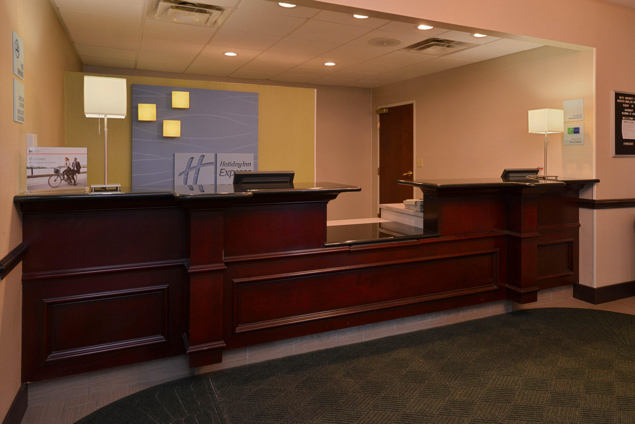 Holiday Inn Express & Suites Youngstown (N. Lima/Boardman) Photo