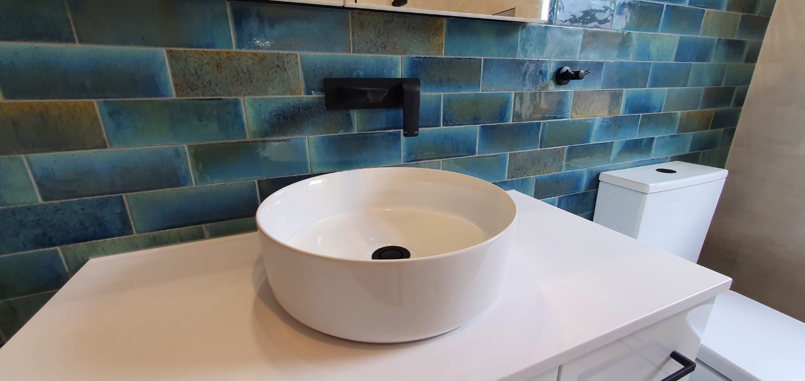 Foto de Summit Bathrooms - The bathroom renovation specialists Yilgarn