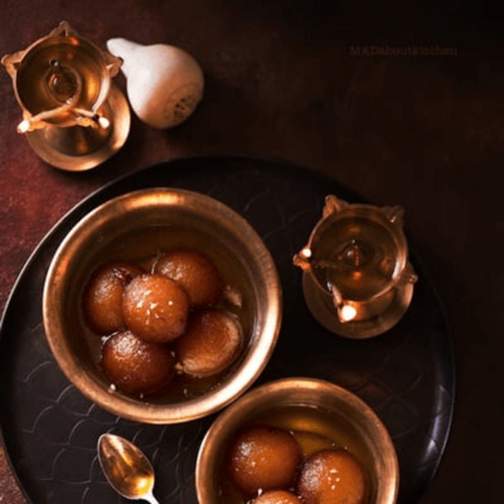 Traditional Gulab Jamun (2 PCS)