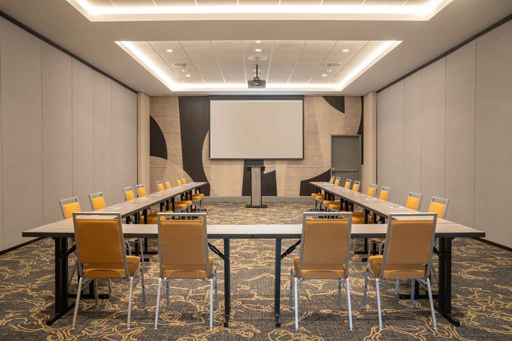 Home2 Suites by Hilton Fort Walton Beach Eglin Air Force Base Image