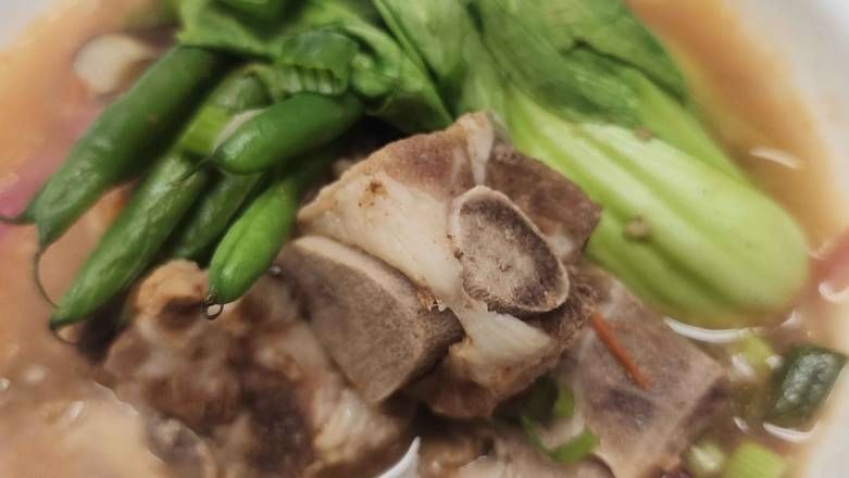 Pork Ribs Sinigang (Serve 2 to 3 person)