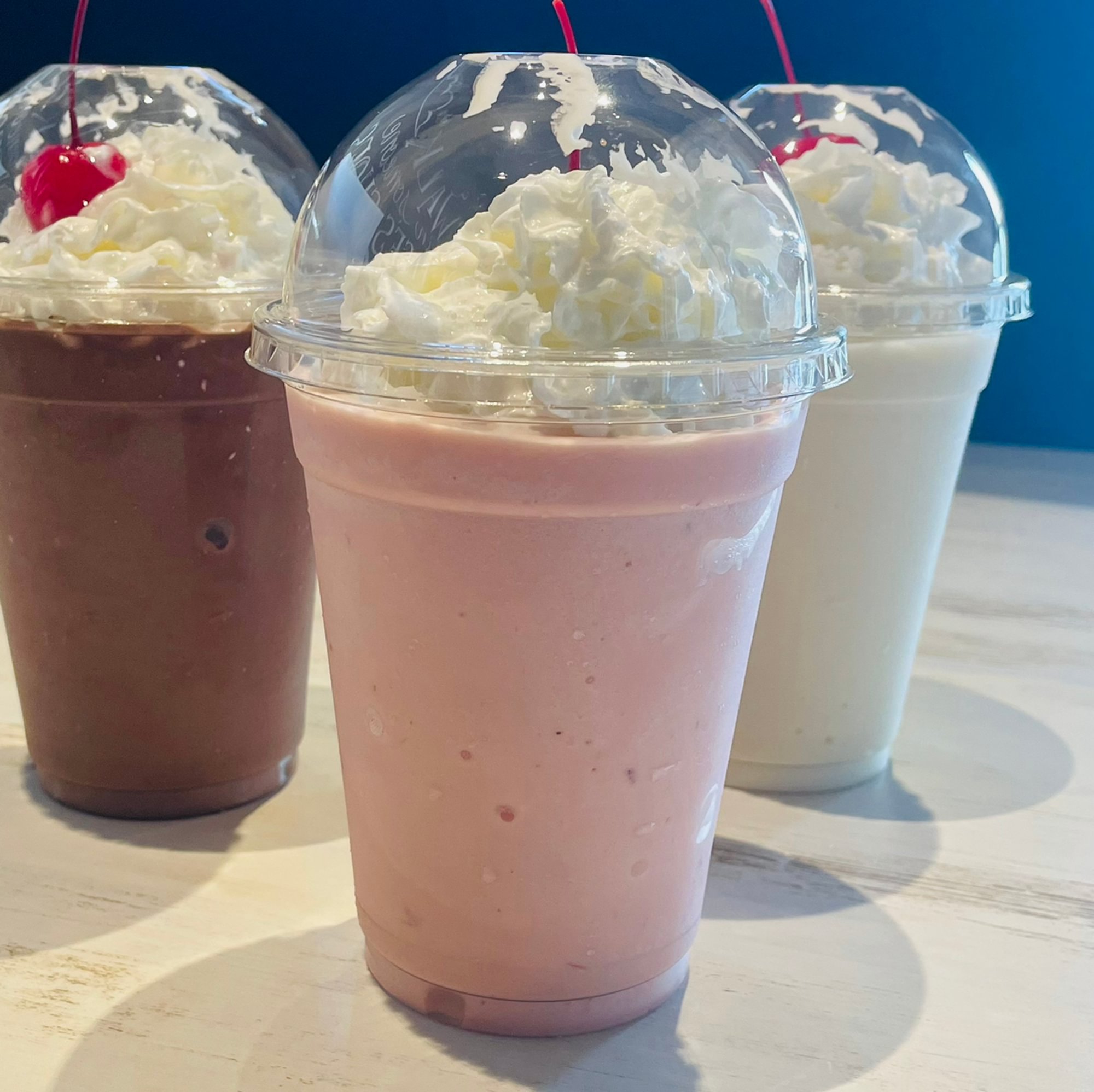 Large Strawberry Shake