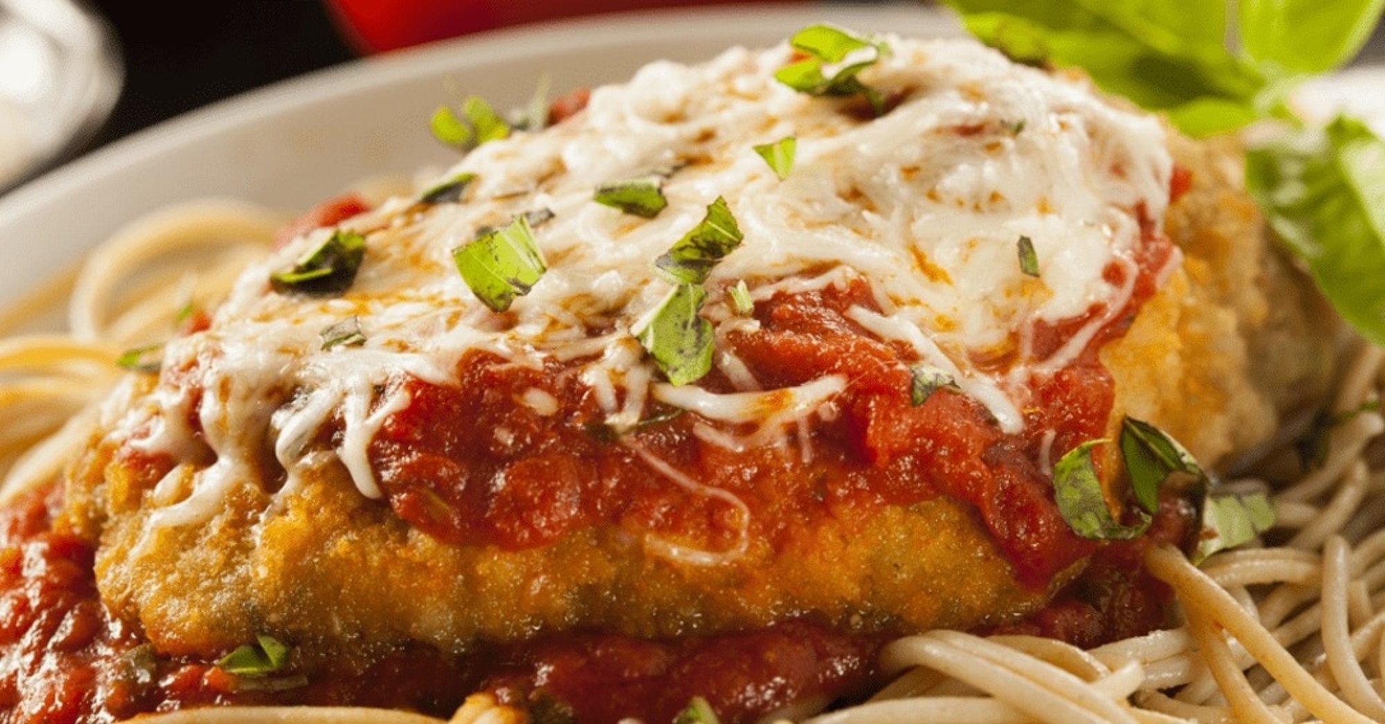 Chicken Parmesan, Side Salad & Garlic Bread