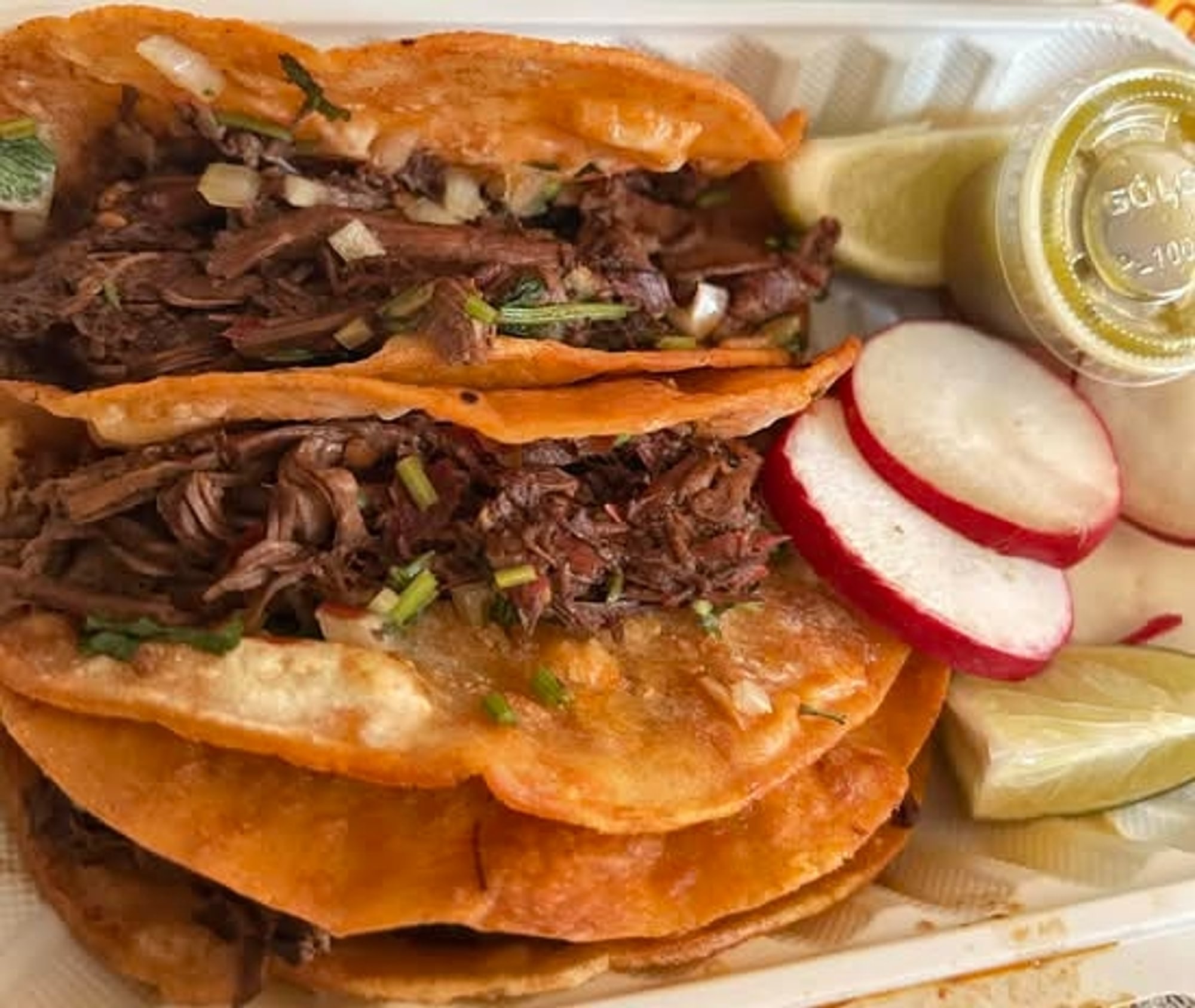3 TACOS DE BIRRIA