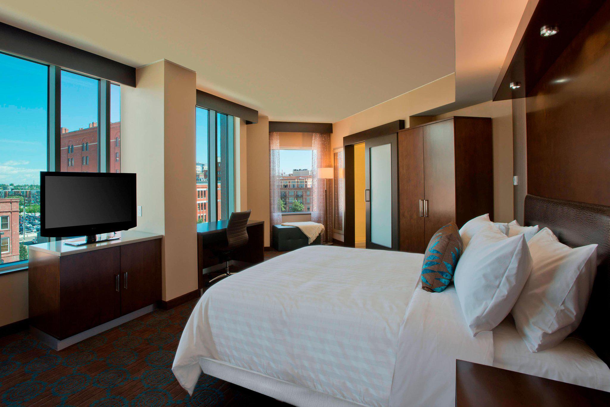 SpringHill Suites by Marriott Denver Downtown Photo