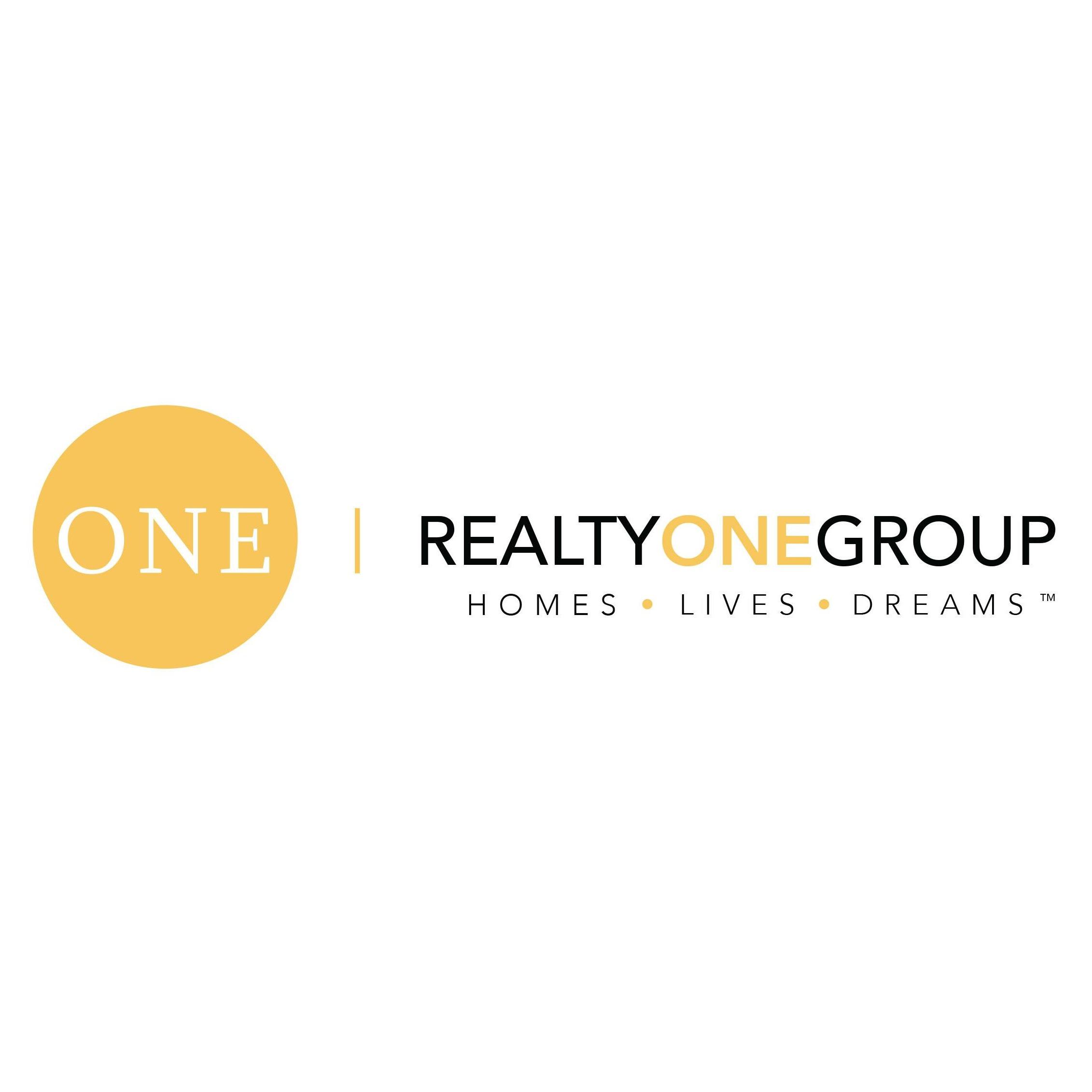 Julie Crawford | Realty One Group Photo