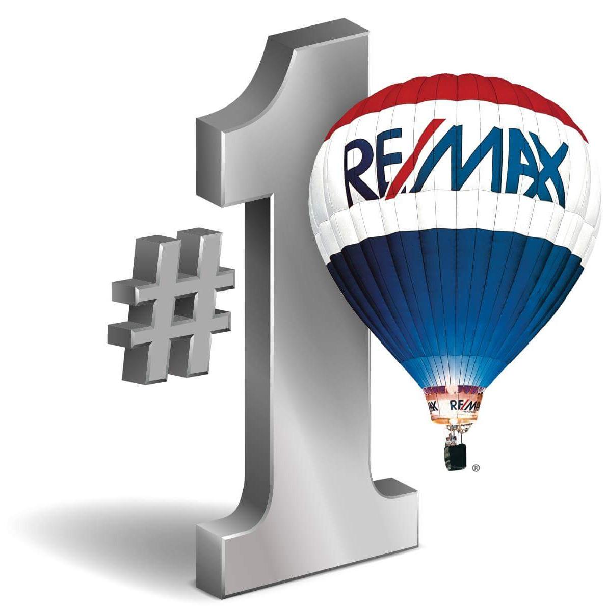 Re/Max Realty – Gold Investments Photo