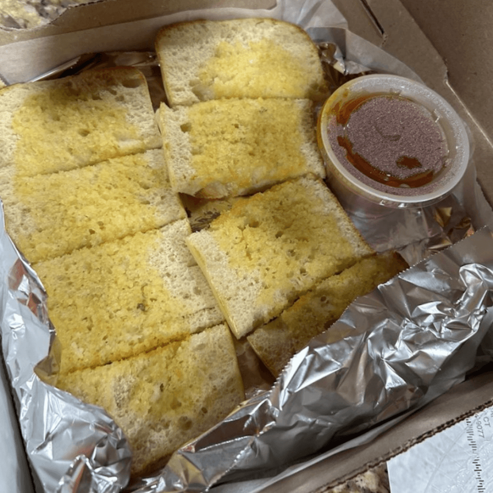 Garlic Bread w/ Sauce