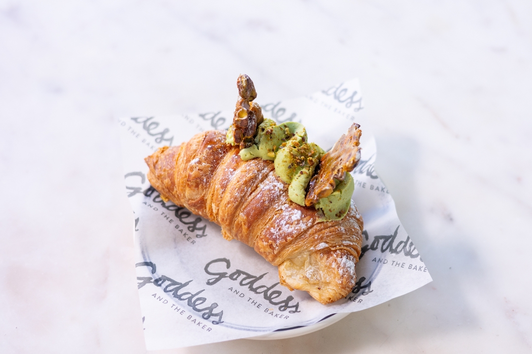Pistachio Croissant
