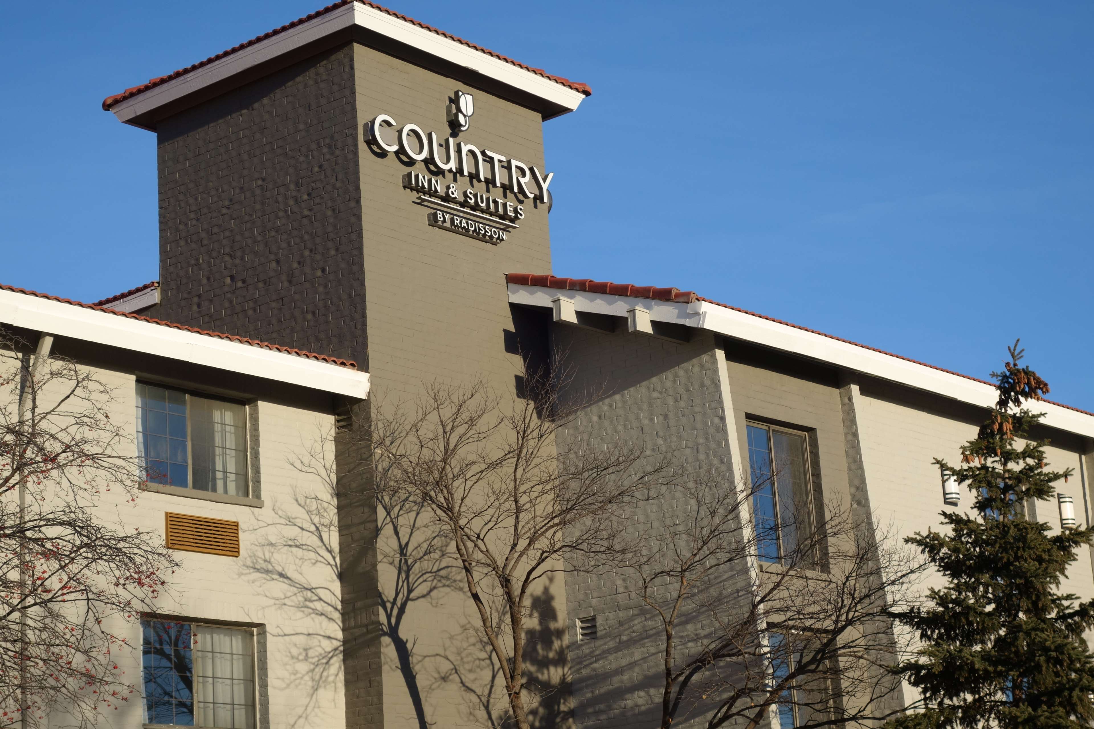 Country Inn & Suites by Radisson, Hoffman Estates, IL Photo