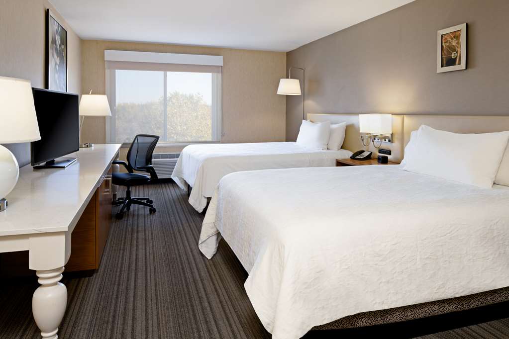 Hilton Garden Inn Roseville Image
