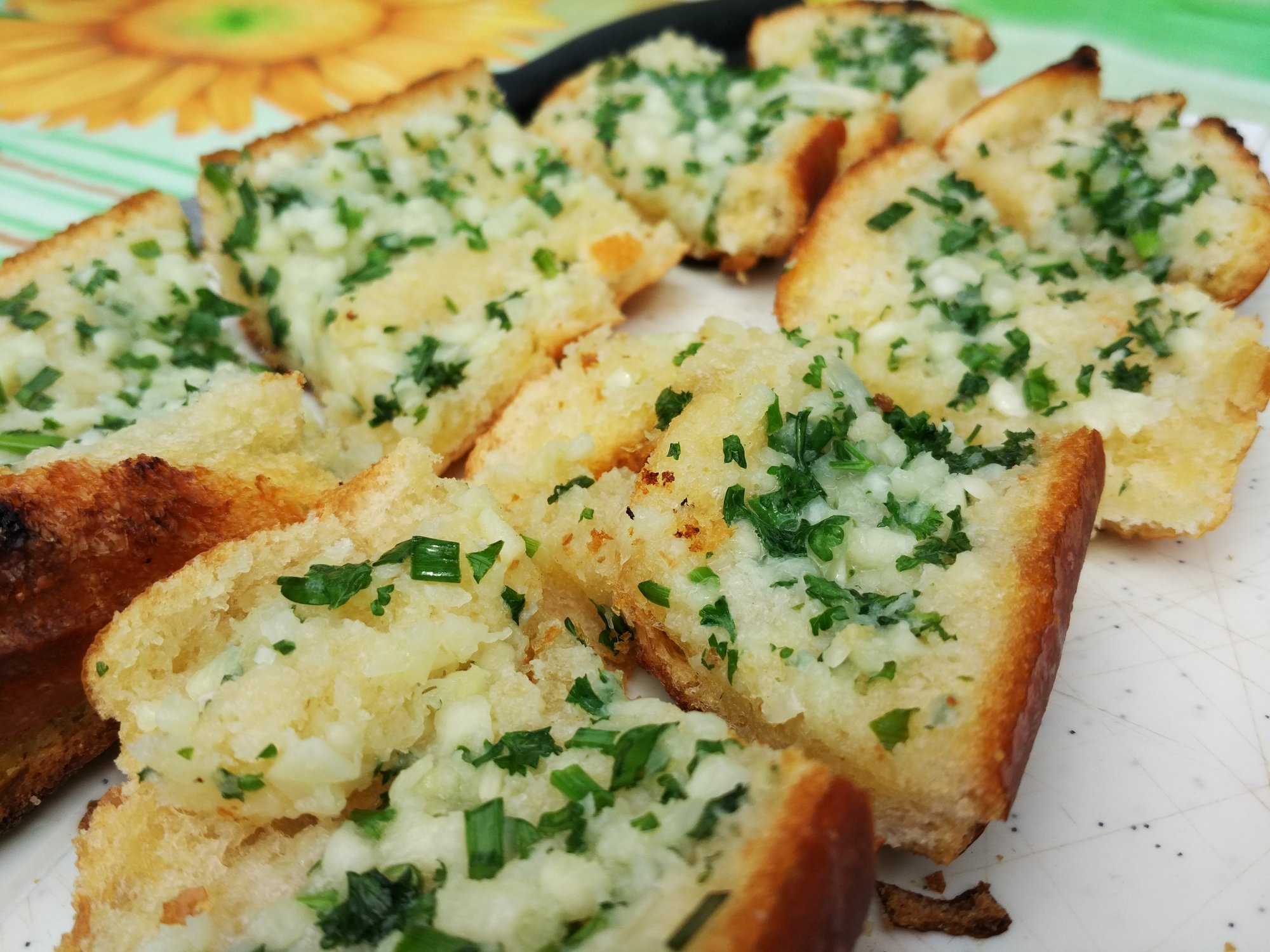 Garlic Bread (2)