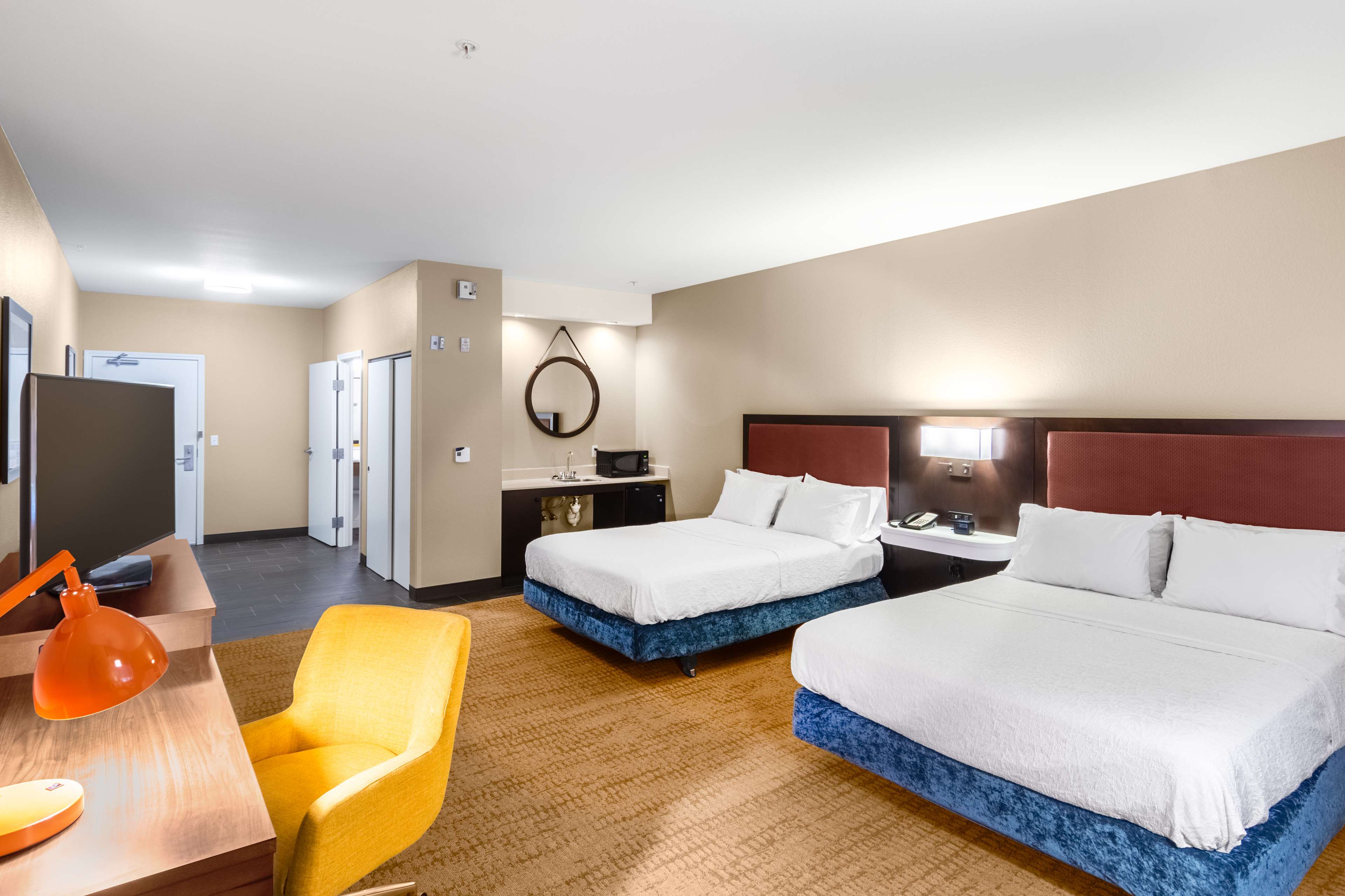 Guest room