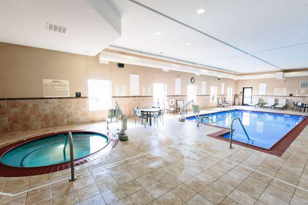 Images Hampton Inn & Suites Effingham
