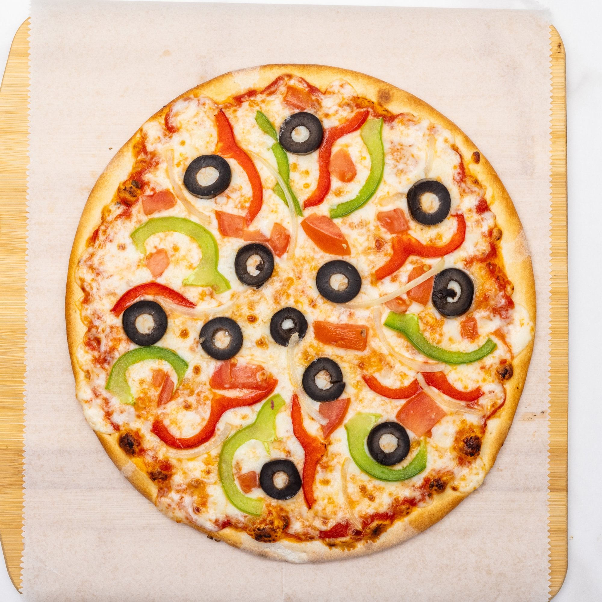 Olive Peppers and Onion Pizza