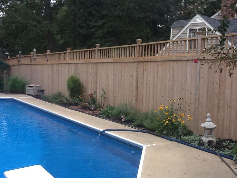 Fence Me In and Decks Too LLC Photo