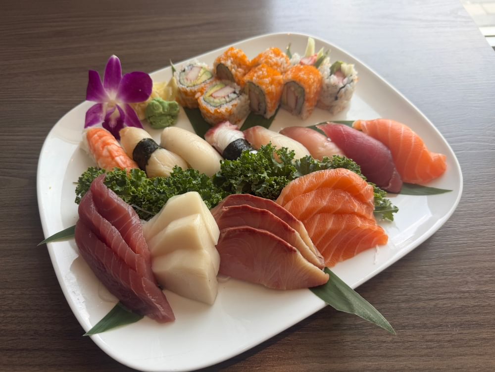 Sushi & Sashimi Combo