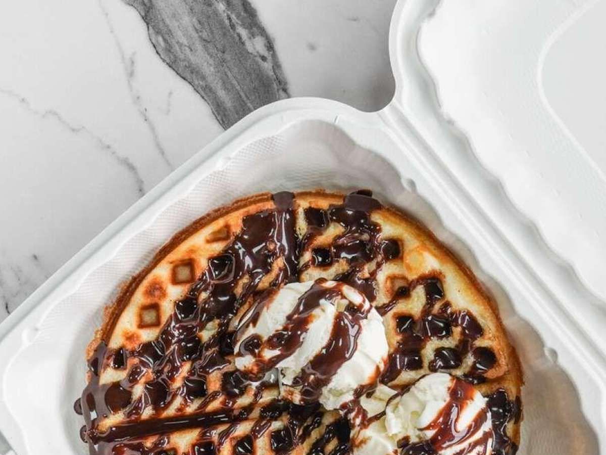 Belgian Waffle with Ice-Cream