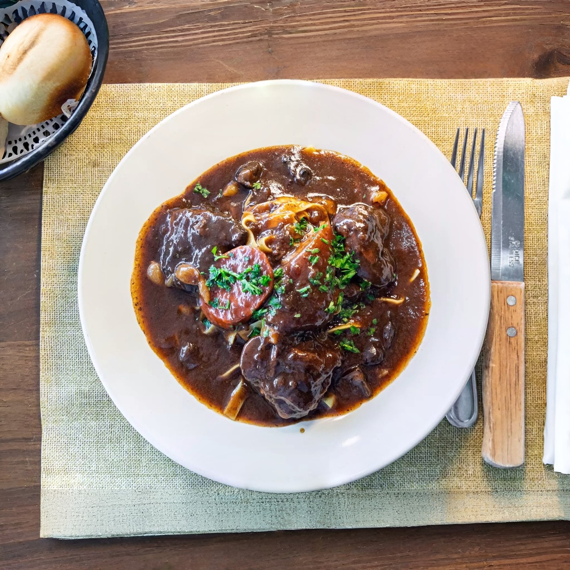 Traditionnel Boeuf Bourguignon, Fettuccine (Joues De Veau)