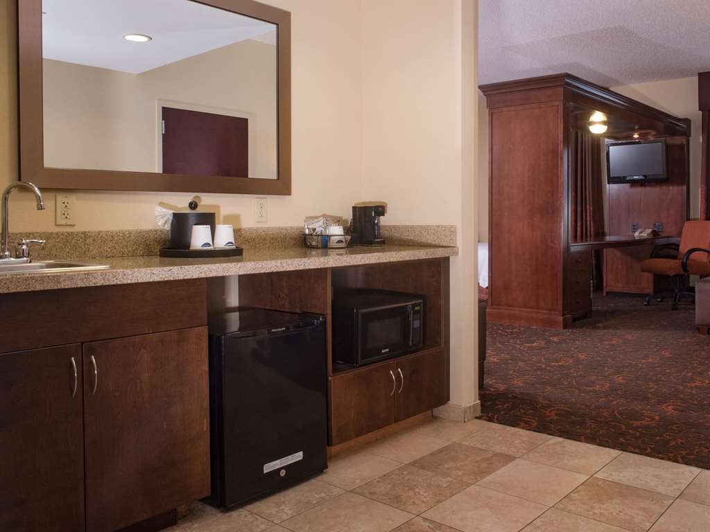 Hampton Inn & Suites Woodstock, VA Image